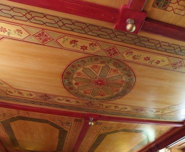 роспись деревянных потолков