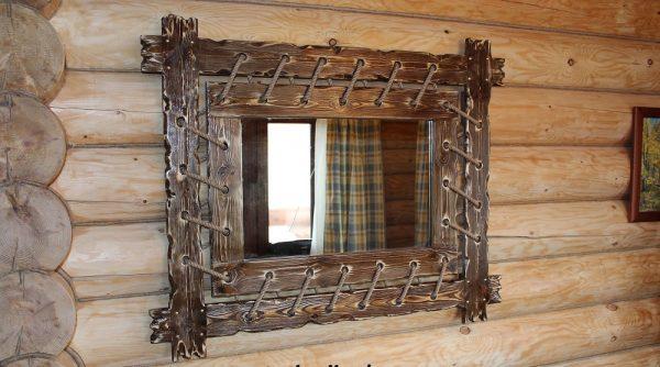 Деревянное зеркало